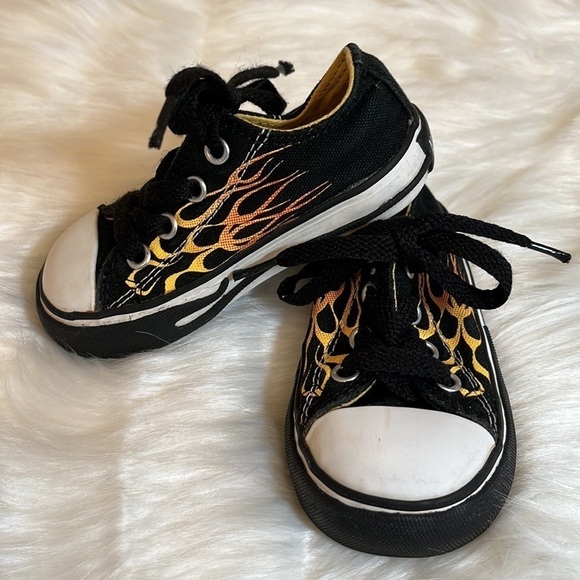 𝅺CONVERSE Flame Toddler Shoes - Picture 1 of 13